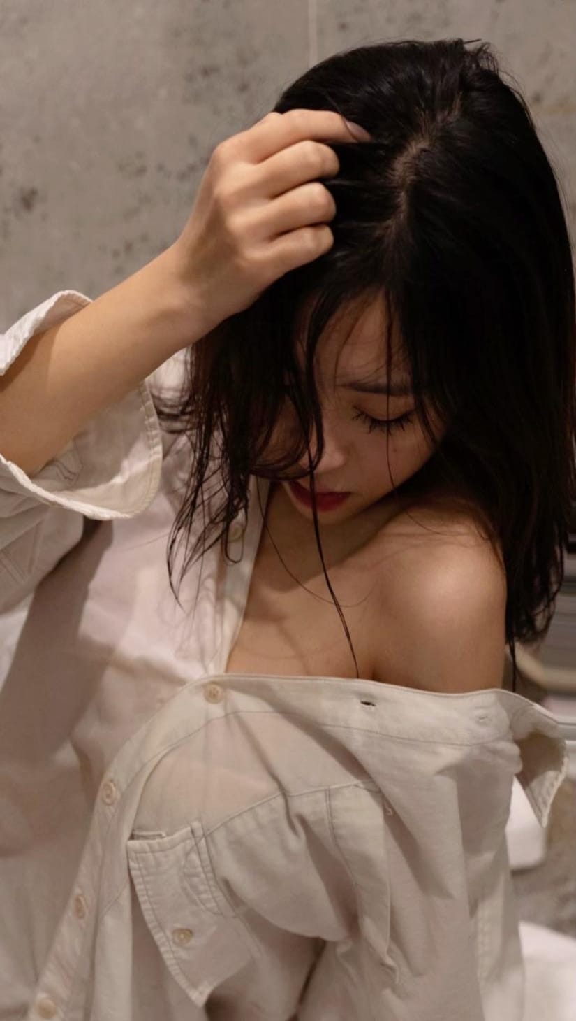 36D女大学生，多水精致够风骚