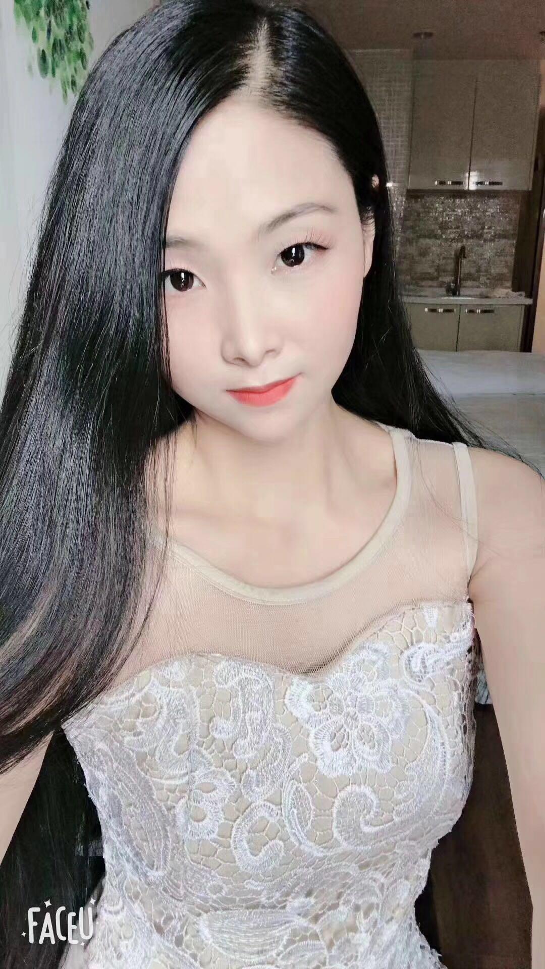 36D巨骚浪货姿势万千