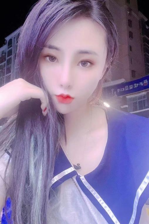 一个170长腿小妹