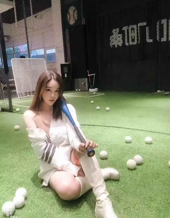三通大胸嫩逼丽丽