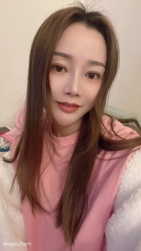 上海普陀可爱女生