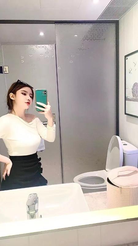 东莞高埗巨乳兼职瑶瑶