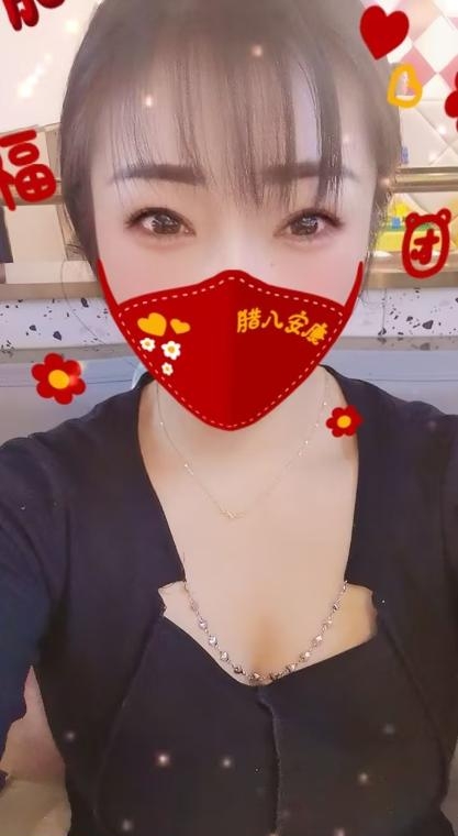 丝袜小少妇