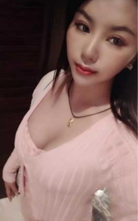 丝袜诱惑大奶娜娜