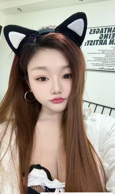 丰满性价比高零零后
