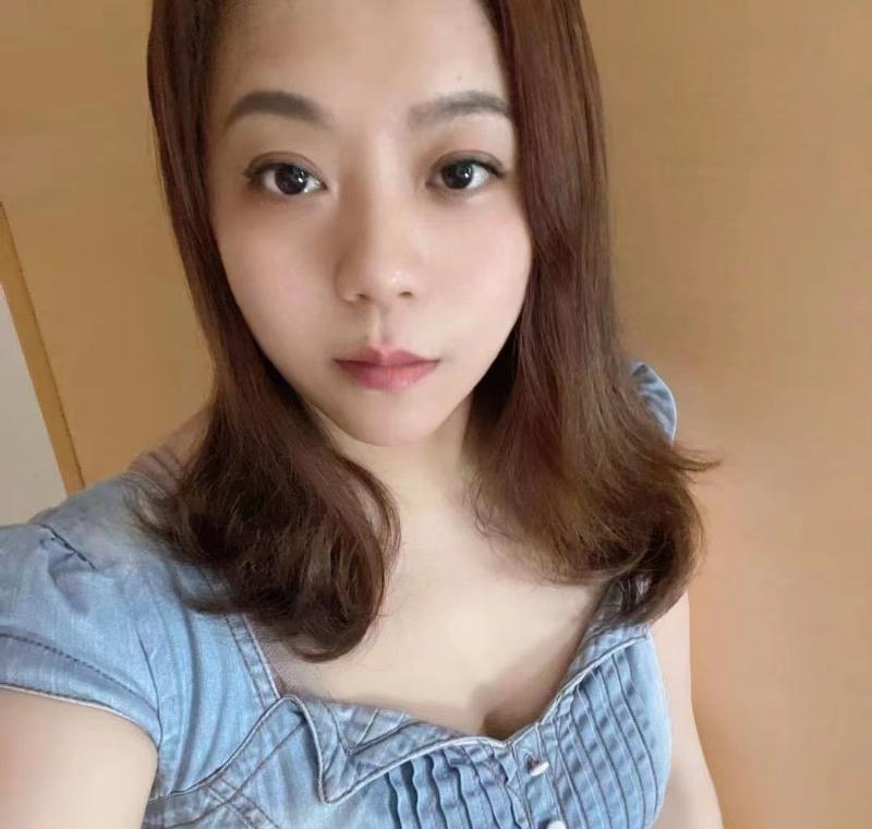 丰臀肥乳少妇