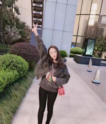 会日语的小姐姐