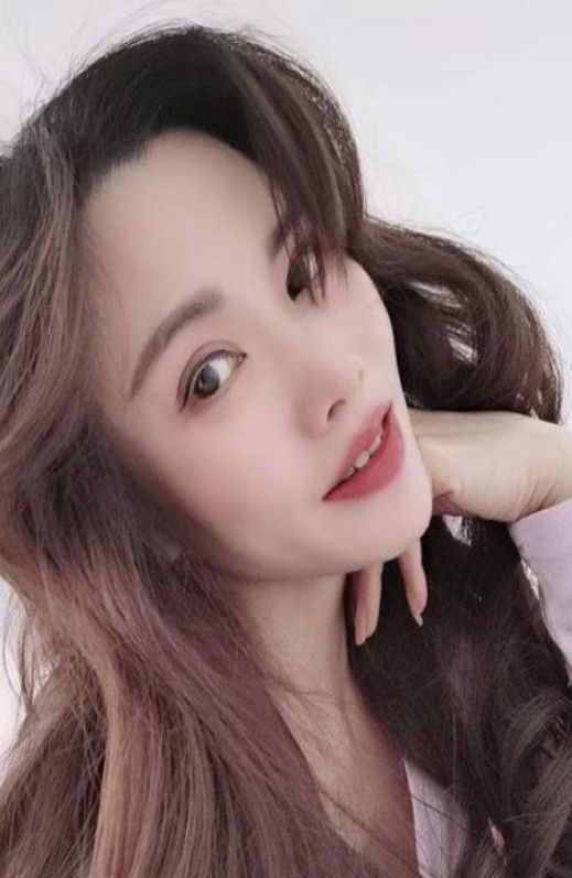会玩大胸姐姐
