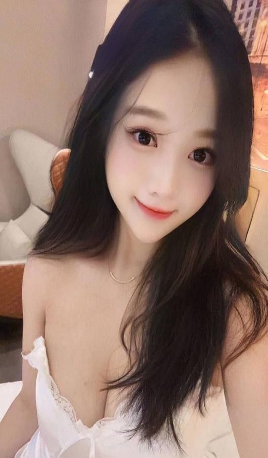 体验清纯粉嫩水灵妹子