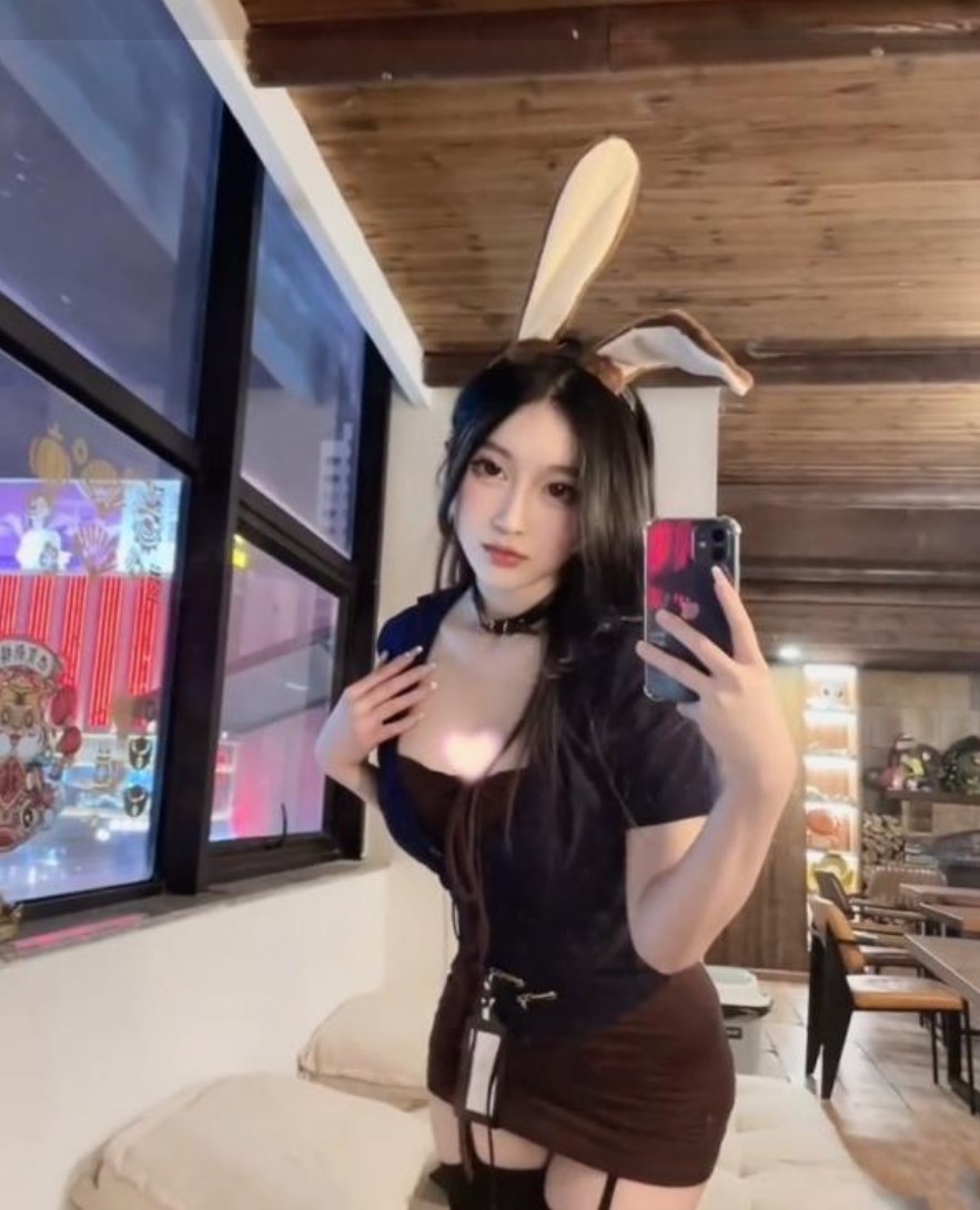偶遇神似江疏影的妹子