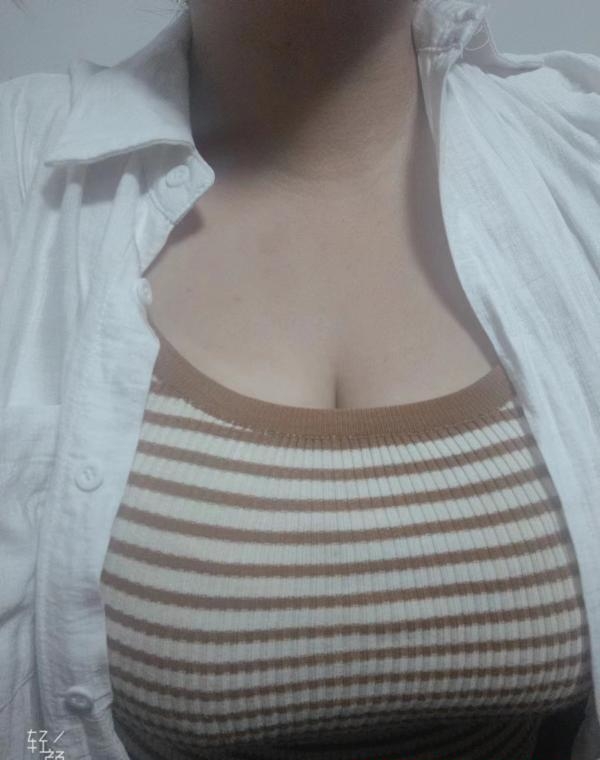 公明巨乳骚西西