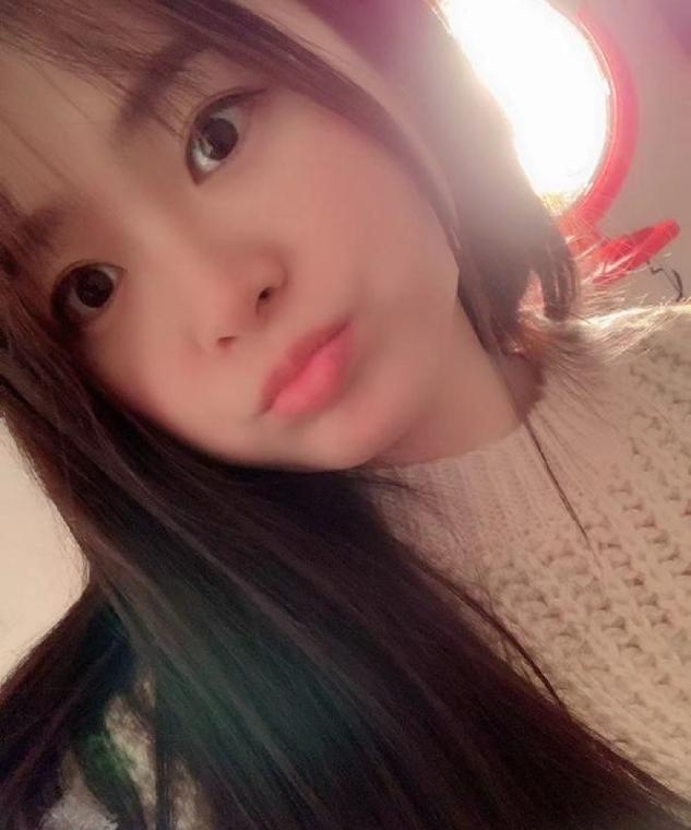 养猫的小姐姐