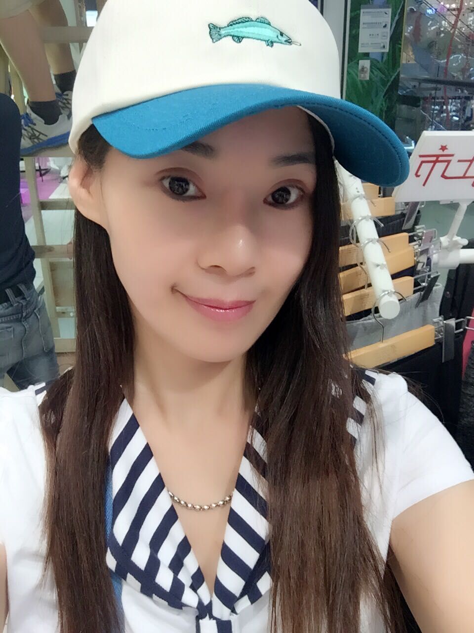 兼职馒头逼小姐姐