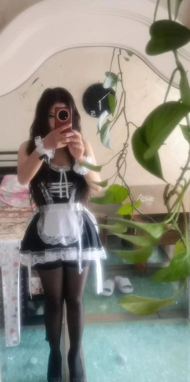 制服骚货