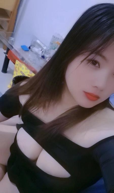 包河大胸温柔妹子