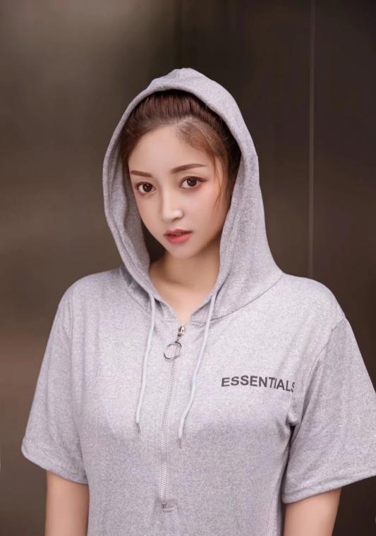 南坪东北美女