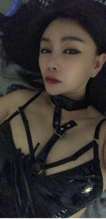 南山巨乳小猫