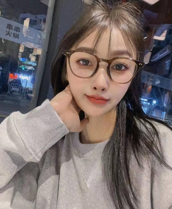 南山性感情趣小嫩妹