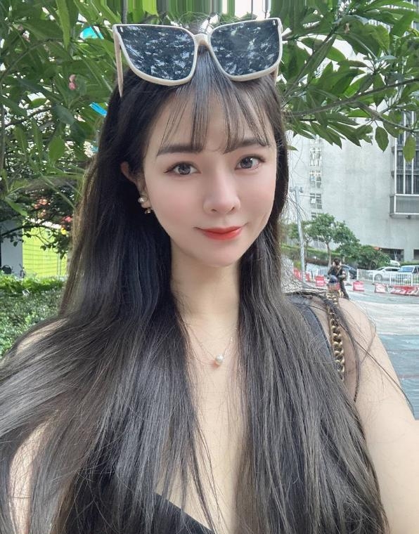 南山颜值性感身材妹子