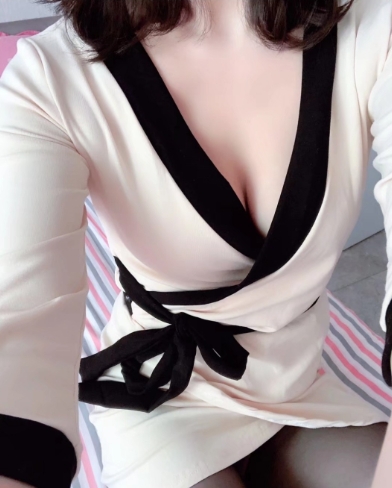 南开大胸猫儿
