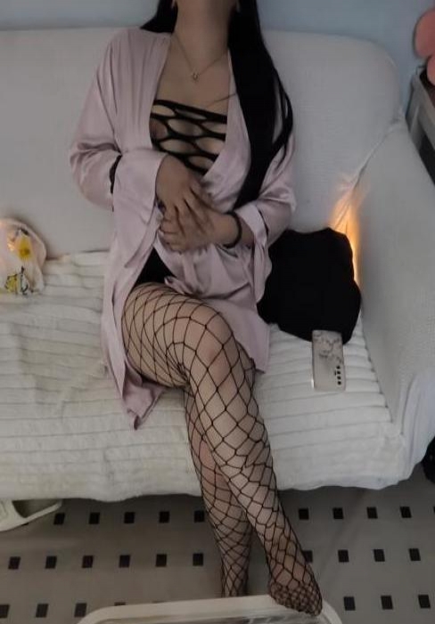 南开奥城骚气女人