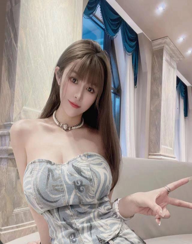 卸货少妇