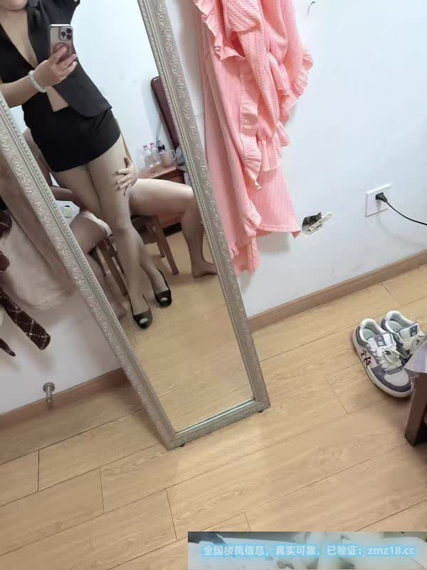 双飞爆乳熟女花