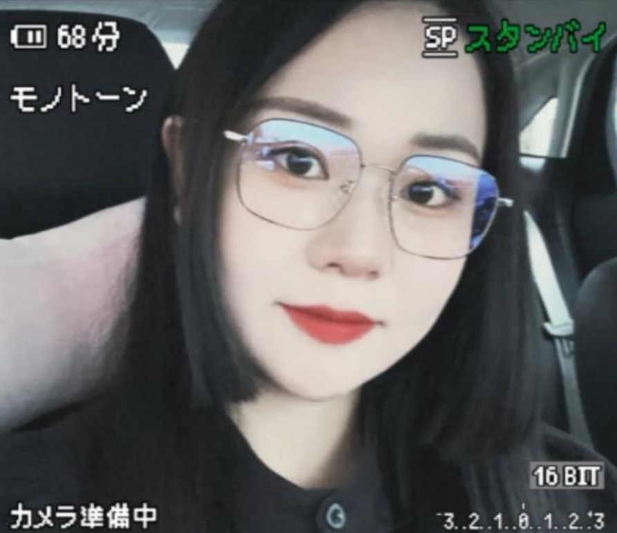 反食气质肥臀妹