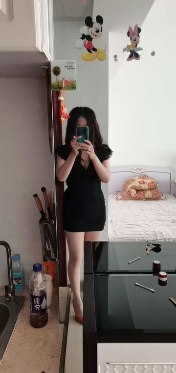 口活不错的大胸熟女