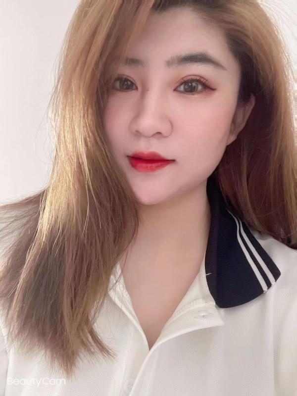 口活好的制服美女