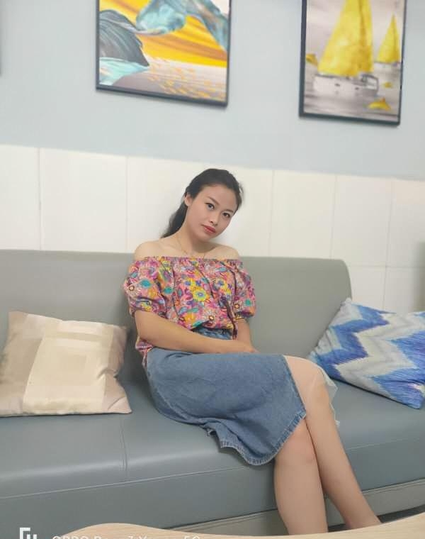 可双飞的丰满少妇