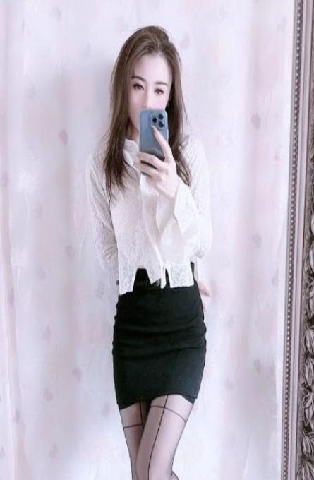 可御可甜妹子