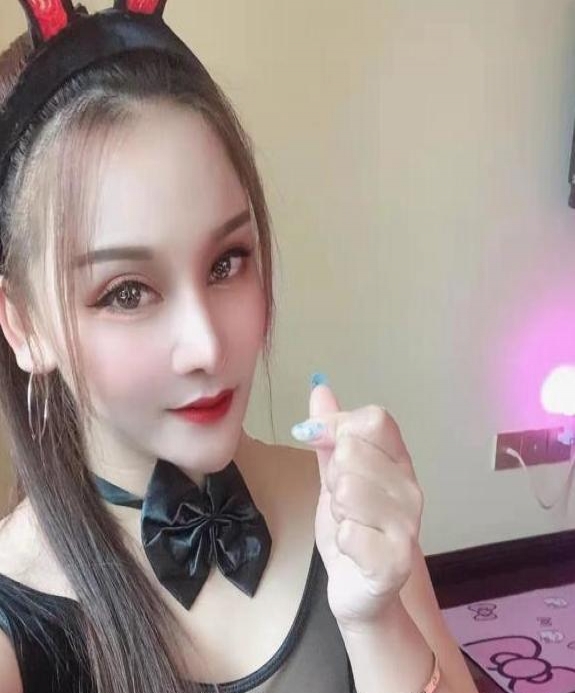 可拍视频维族老师