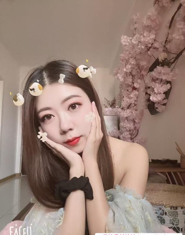 可爱美女花花
