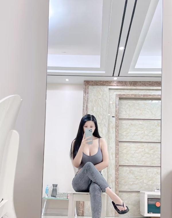 吴中妹子小曼