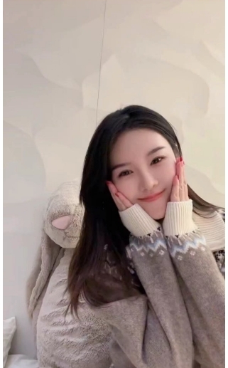 坂田佳佳湘妹子