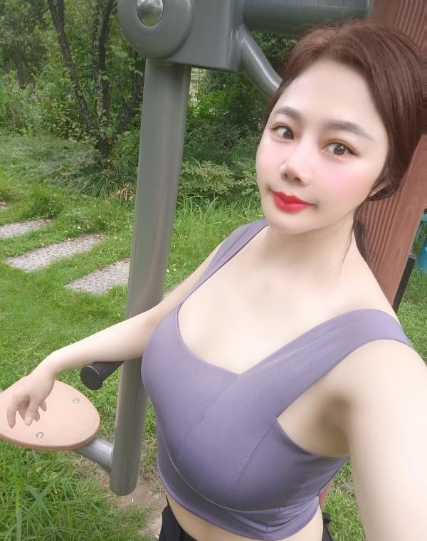 城南性感美女嫂子