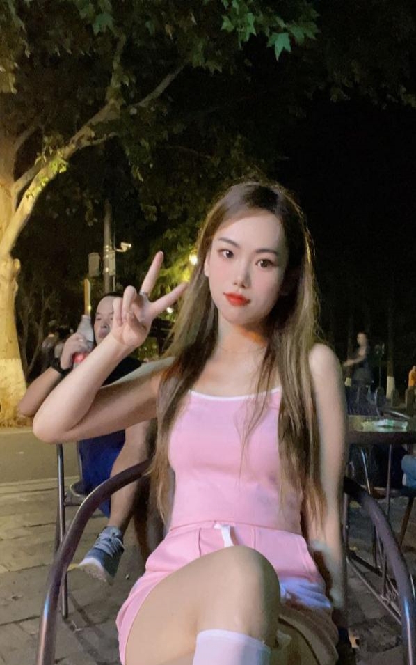 大二学妹兼职开课