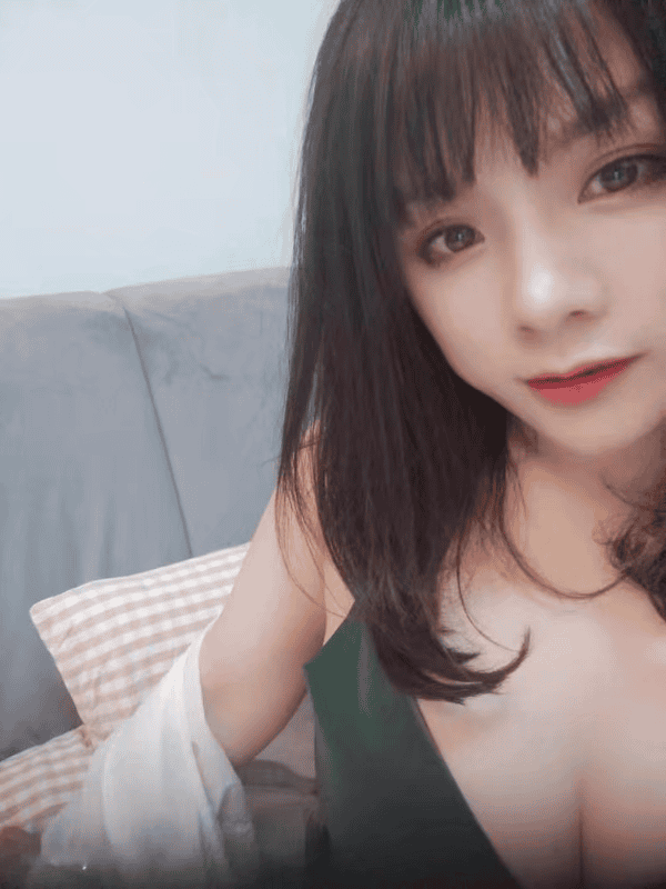 大奶小姑凉