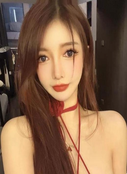 大胸佳佳老师