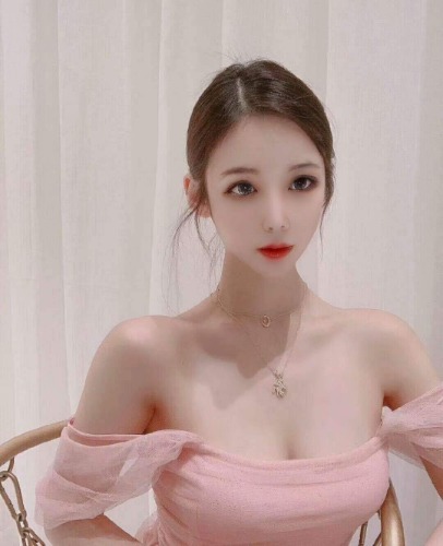 大胸可三通的妹子