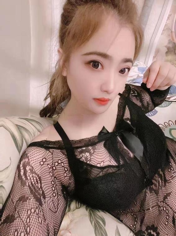 大胸大臀