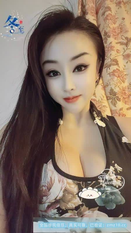大胸身材好颜值妹子