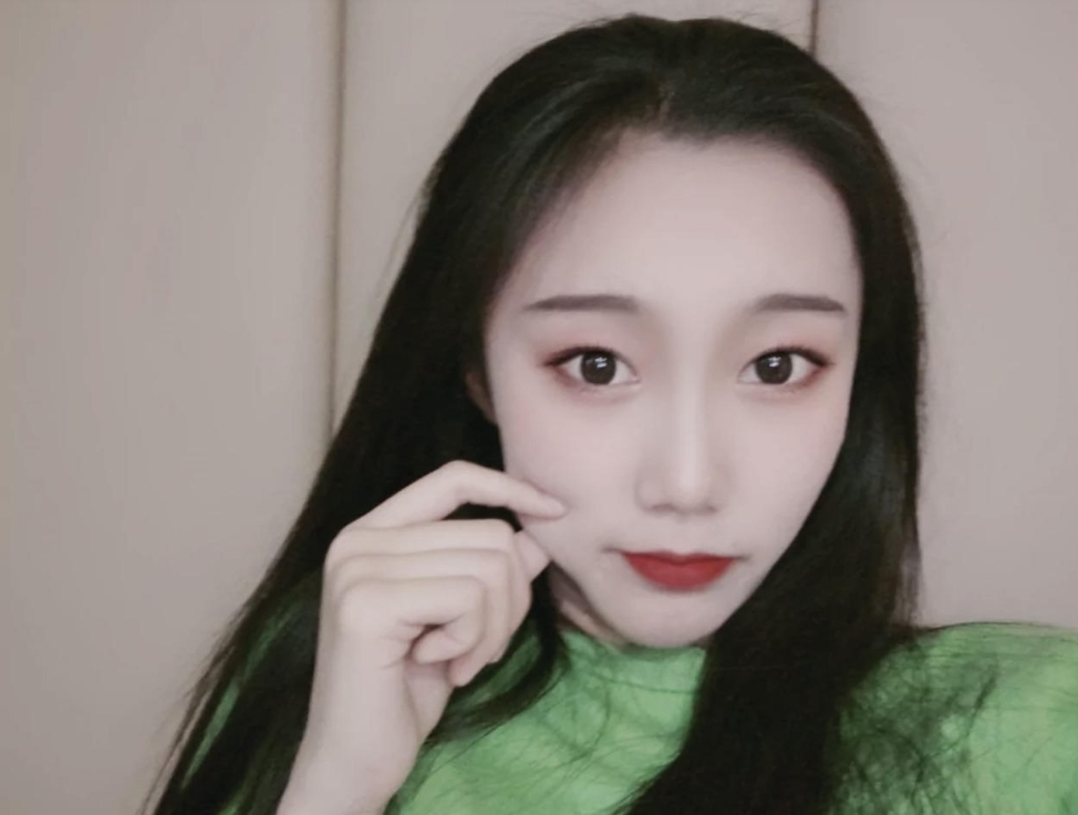 大都摩天大胸小姐姐