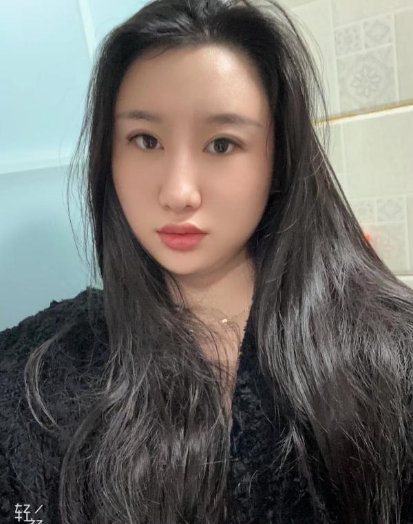 大长腿小姐姐