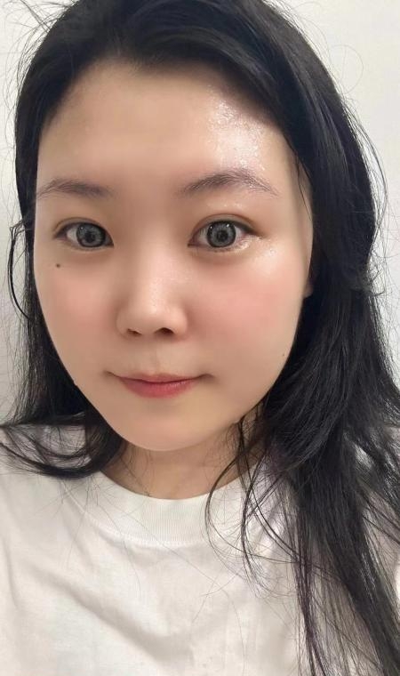 天河个子很高的妹子