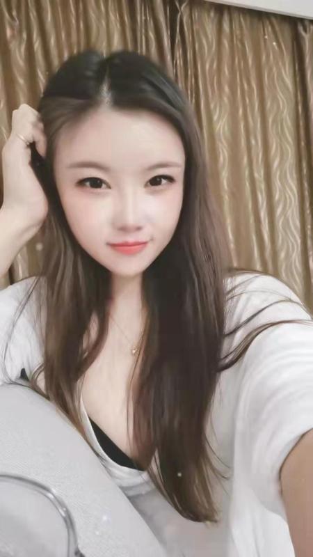 天河丰满性感丽莉