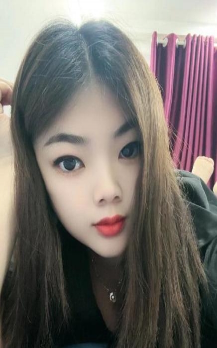 天河性感大胸妹