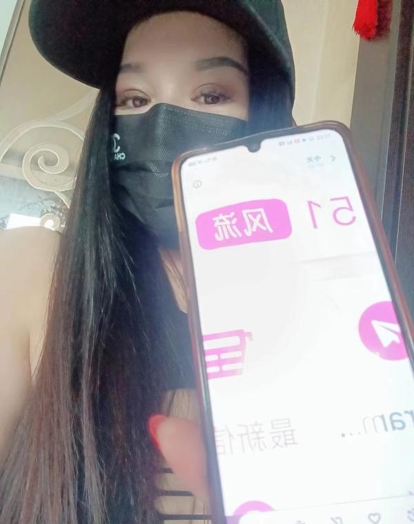奔放型巨臀少妇