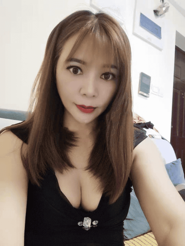 奥体轻熟女